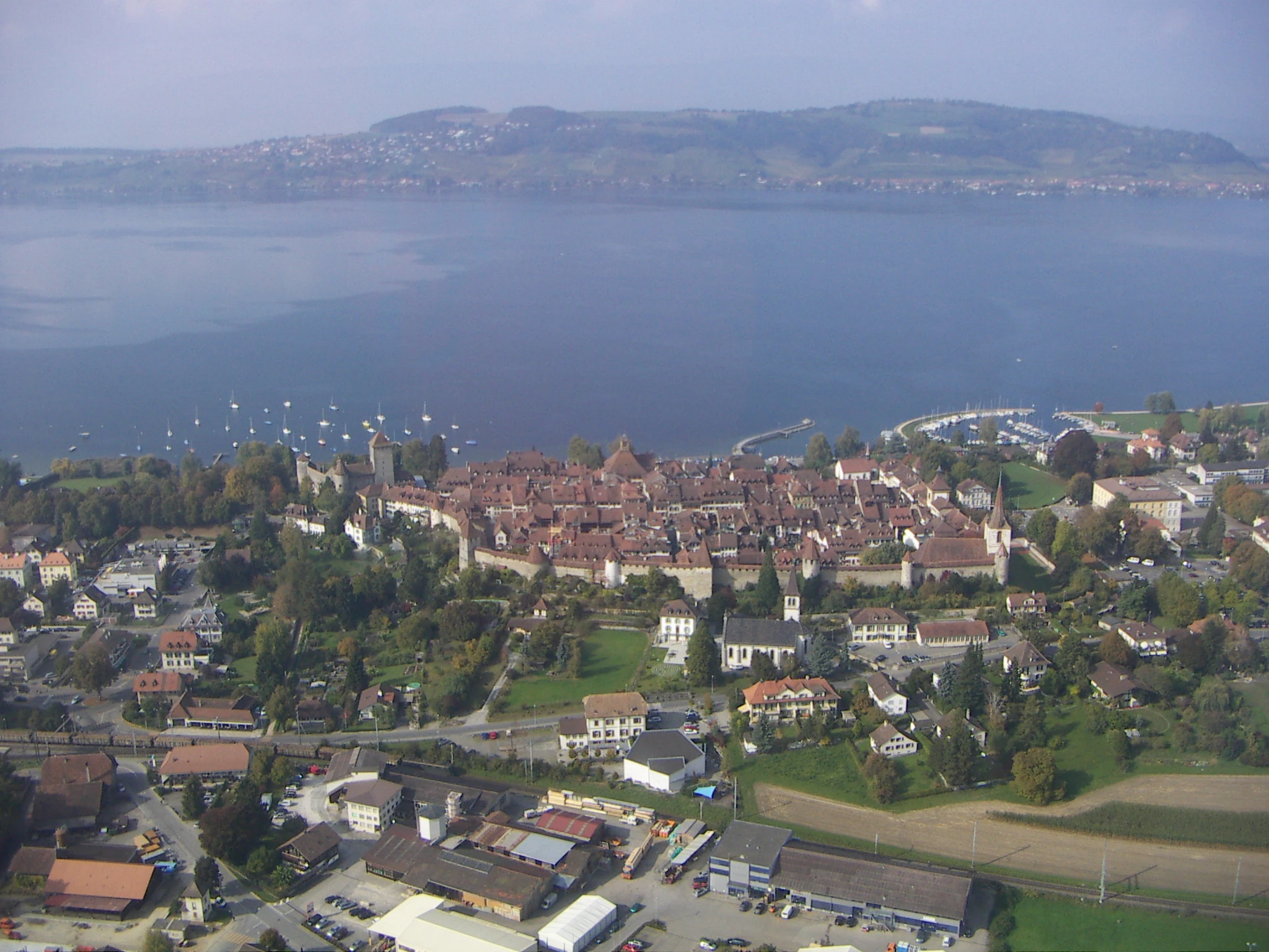 Vue aérienne de Morat